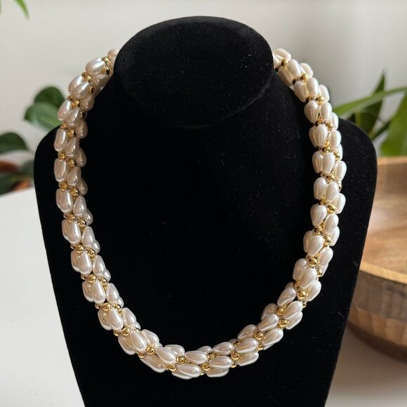 Teardrop Pearl and Gold Bead Choker